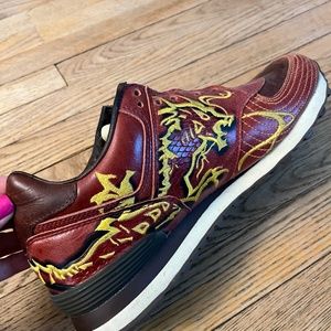 New balance 574 Special Edition - Golden Dragon. Mens, Size 10. All Leather (red